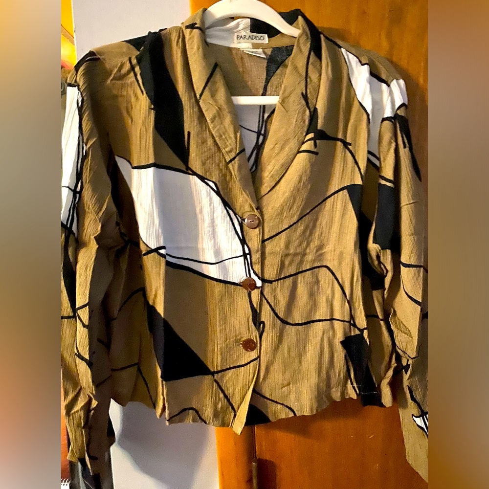 Size L part of 5 piece set. Blouse.